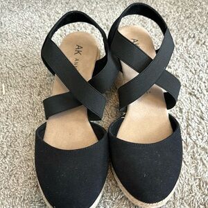 Anne Klein black wedges